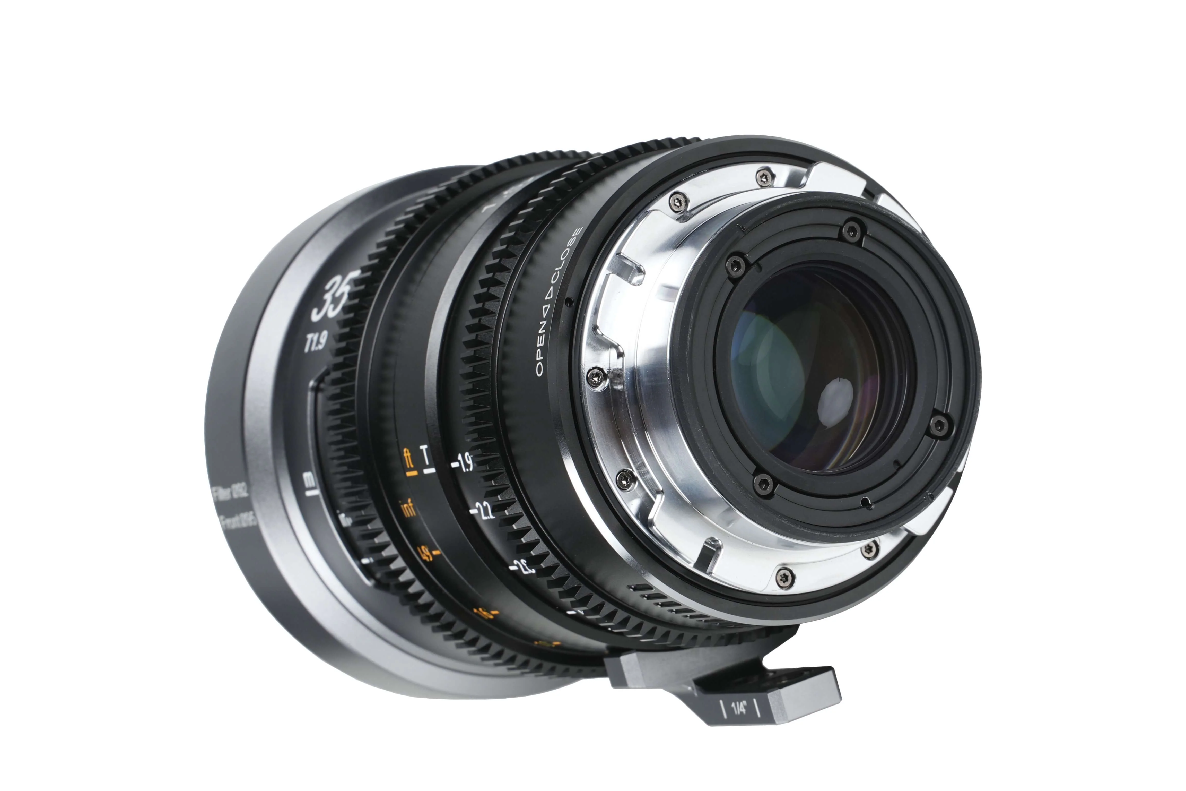 SIRUI IronStar 35/45/60mm T1.9 1.5x Full-Frame Anamorphic Cine Lens - Image 12
