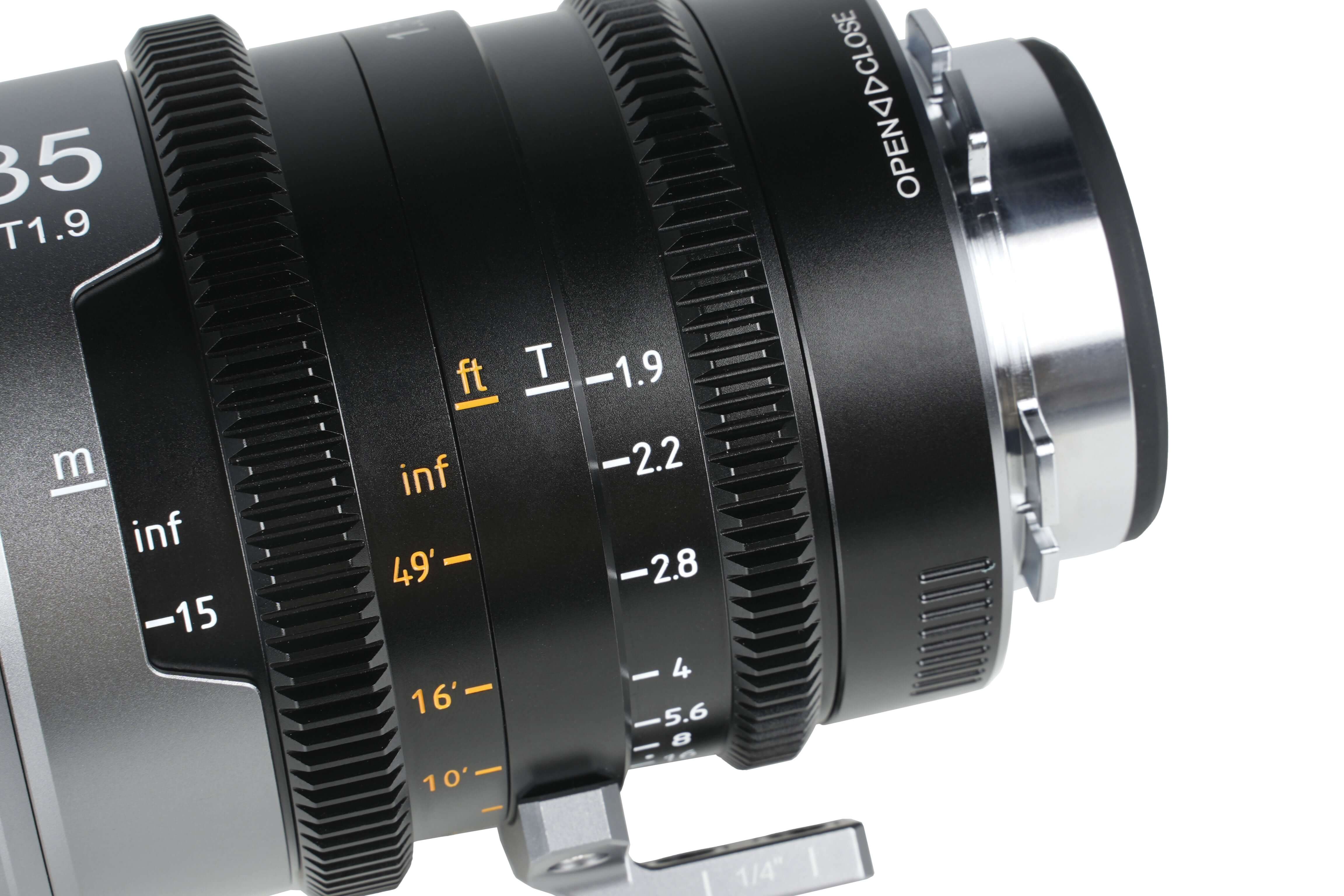 SIRUI IronStar 35/45/60mm T1.9 1.5x Full-Frame Anamorphic Cine Lens - Image 18