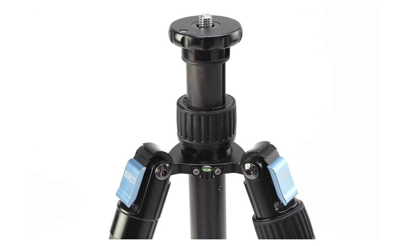 SIRUI W-2204 Waterproof Carbon Fiber Tripod - Image 3